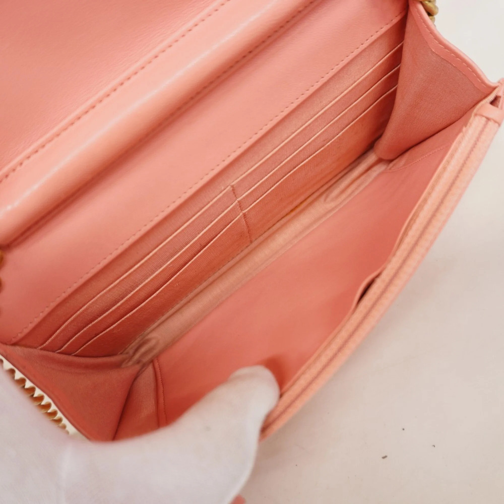 CHANEL Pink Lambskin Leather Wallet - Picture 4 of 11